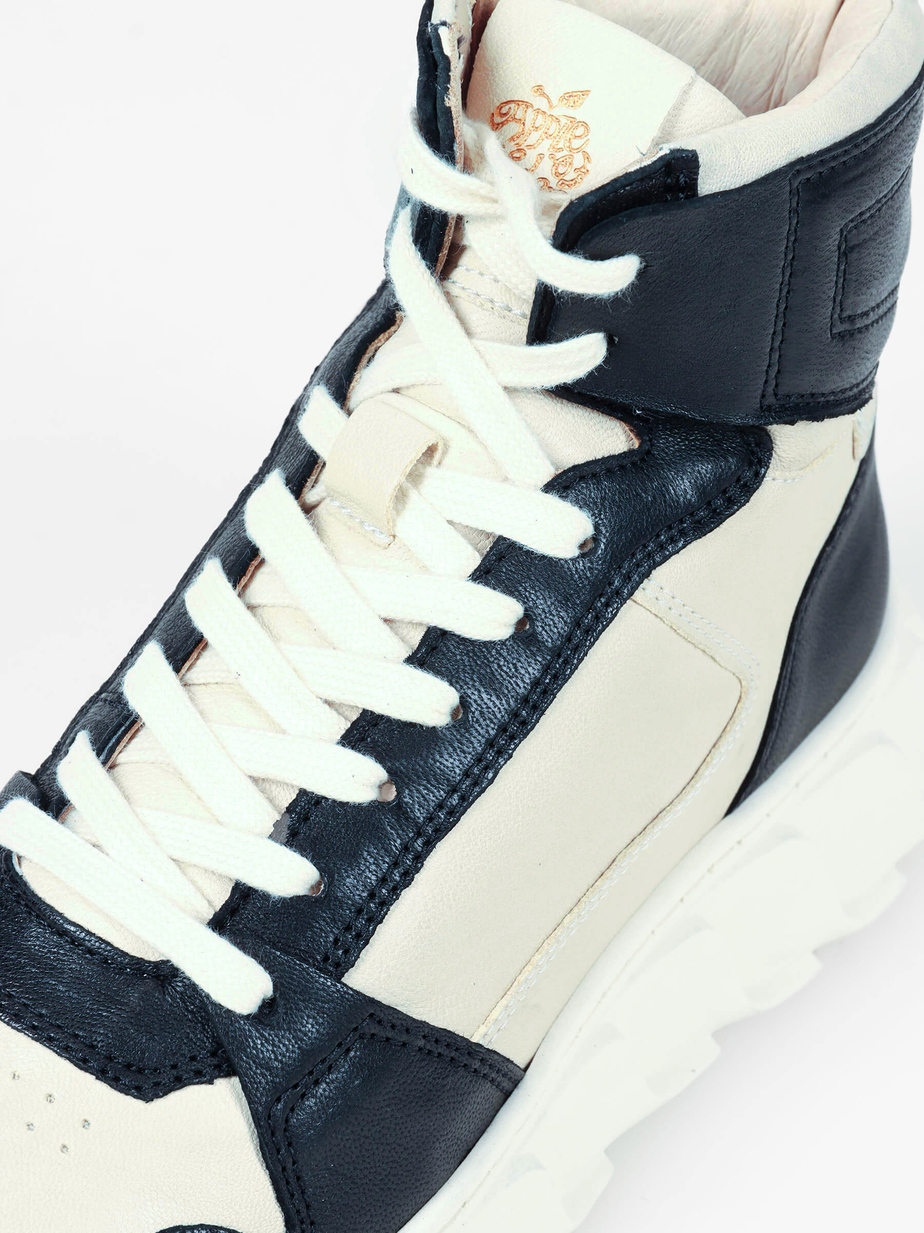 High Top Sneaker schwarz/weiß, Bekleidung, Schuhwerk, Schuh, Sneaker