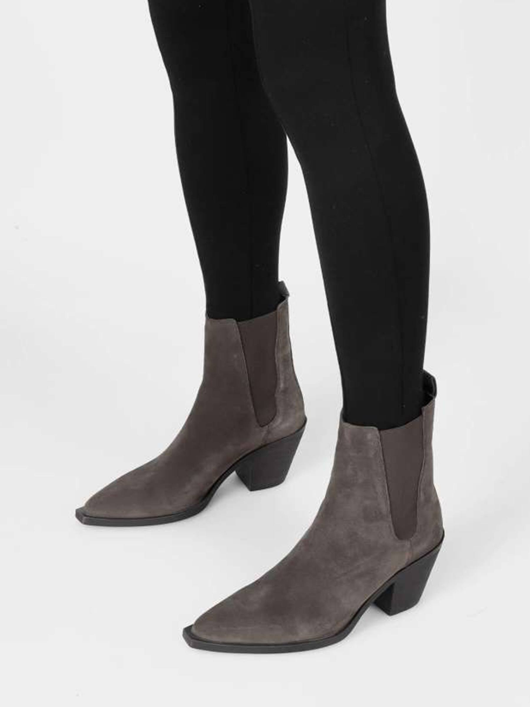 Cowboy Boots Grau, Bekleidung, Schuhwerk, Schuh, Hoher Absatz, Person