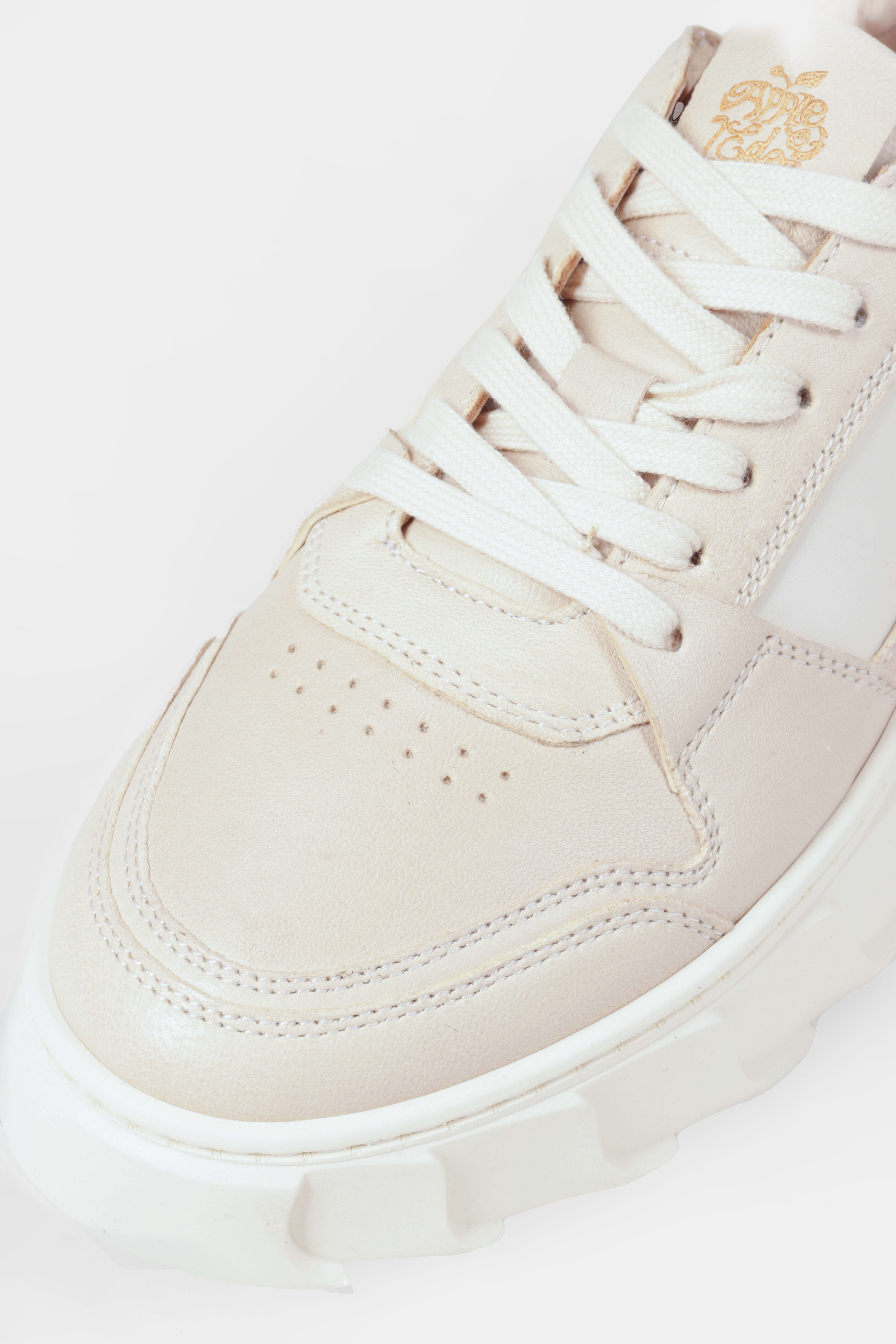 Sneaker weiß