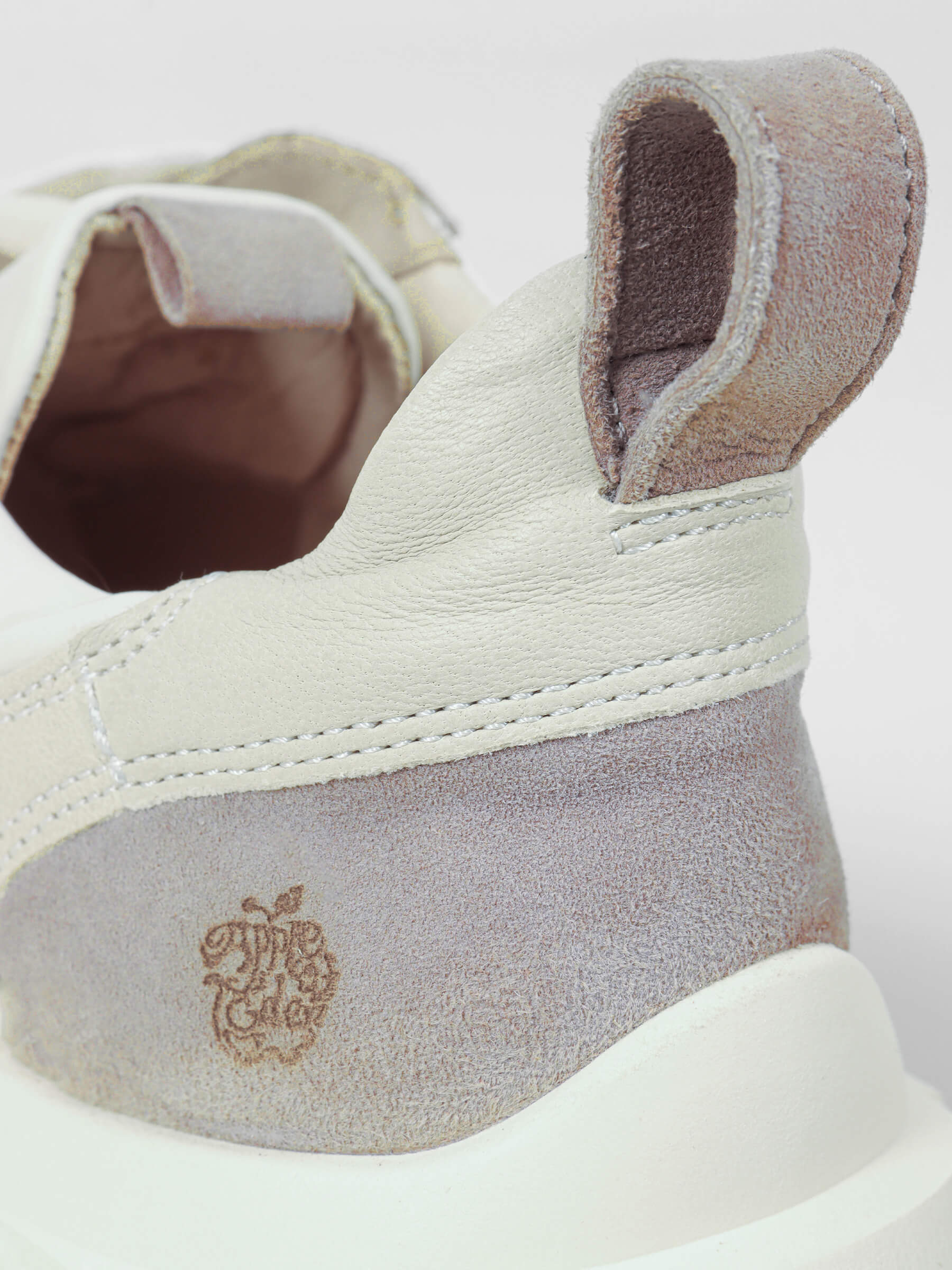 Plateau-Sneaker Zweifarbig, Bekleidung, Schuhwerk, Schuh, Sneaker