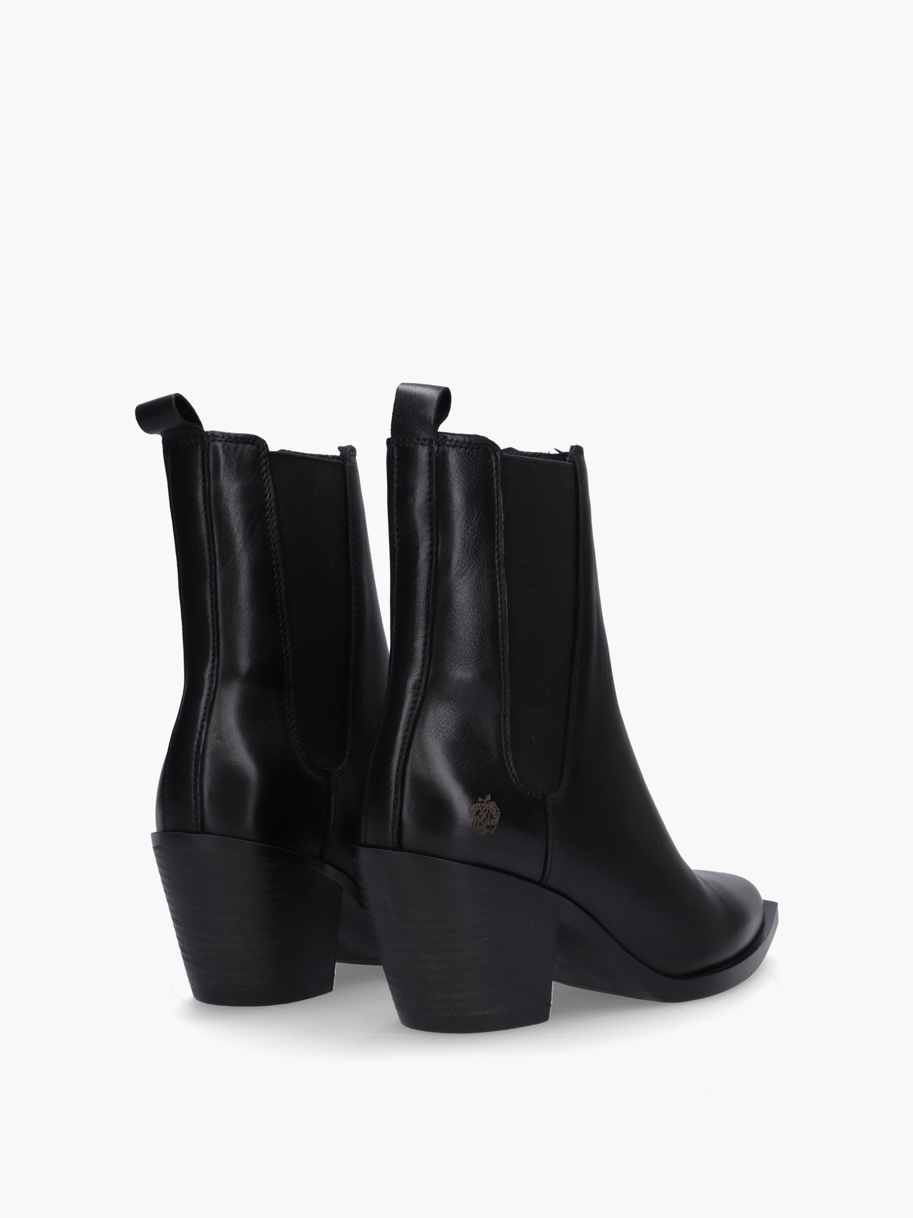 Bekleidung, Schuhwerk, Schuh, Hoher Absatz