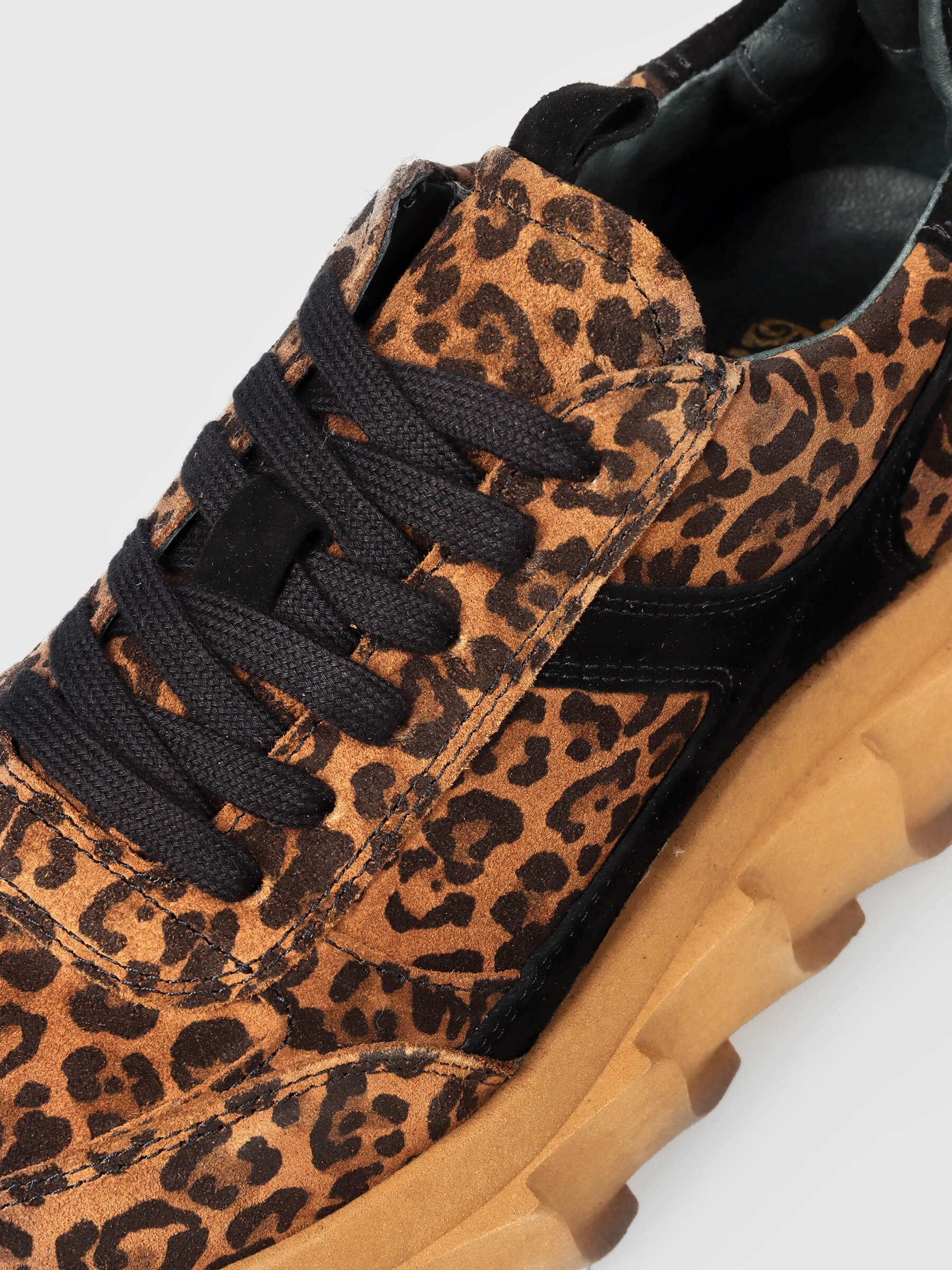 Plateau-Sneaker leo, Bekleidung, Schuhwerk, Schuh, Sneaker, Halstuch